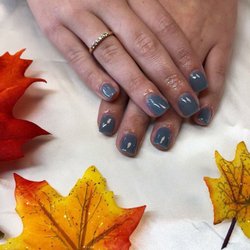Daisy Nails