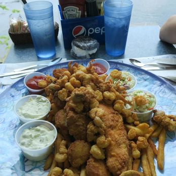 Eagles Nest Restaurant - Seafood Near Me - Brewer, Maine