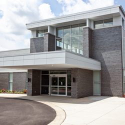 Thrive of Lisle - Exterior Entrance