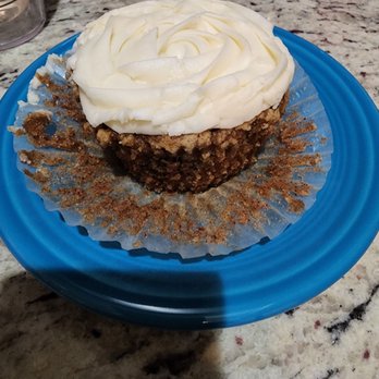 Skaneateles Bakery - Carrotcake Cupcake - Bakeries Near Me - Skaneateles, New York