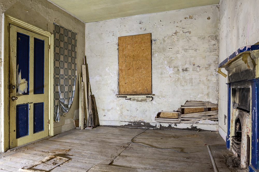 Slide of SOLID Renovations