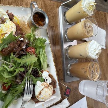 Madres Brunch - Birria Benedict with Coffee Flight! - Breakfast & Brunch Near Me - Whittier, California Madres Brunch - Birria Benedict with Coffee Flight! - Breakfast & Brunch Near Me - Whittier, California