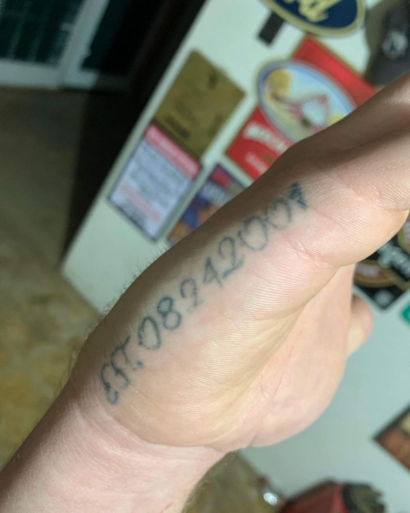 ITTY BITTY INK 110 Beech St, Corydon, Indiana Tattoo Phone Number