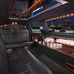 Gateway Limousine - 8 Passenger Limousine Interior
