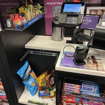 Hudson News - Self checkout - Newspapers & Magazines Near Me - Chicago, Illinois Hudson News - Self checkout - Newspapers & Magazines Near Me - Chicago, Illinois