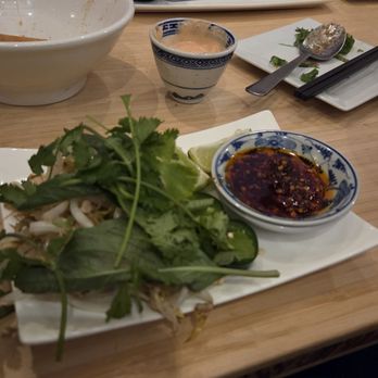 ZOMO Asian + American Eatery - Vietnamese Near Me - Englewood, Colorado