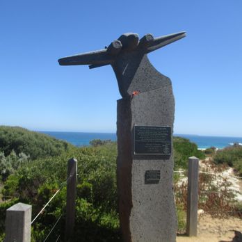 The Crags - Sculpture - Parks Near Me - Yambuk, VIC