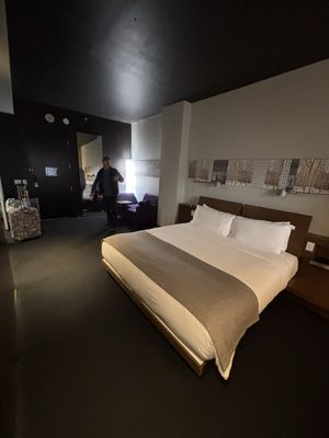 Le Germain Hotel Calgary by null