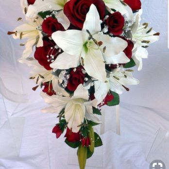 Brandon's Flowers - This was the sample pic of the bouquet I sent. What i got was perfect! - Florists Near Me - Occoquan, Virginia Brandon's Flowers - This was the sample pic of the bouquet I sent. What i got was perfect! - Florists Near Me - Occoquan, Virginia
