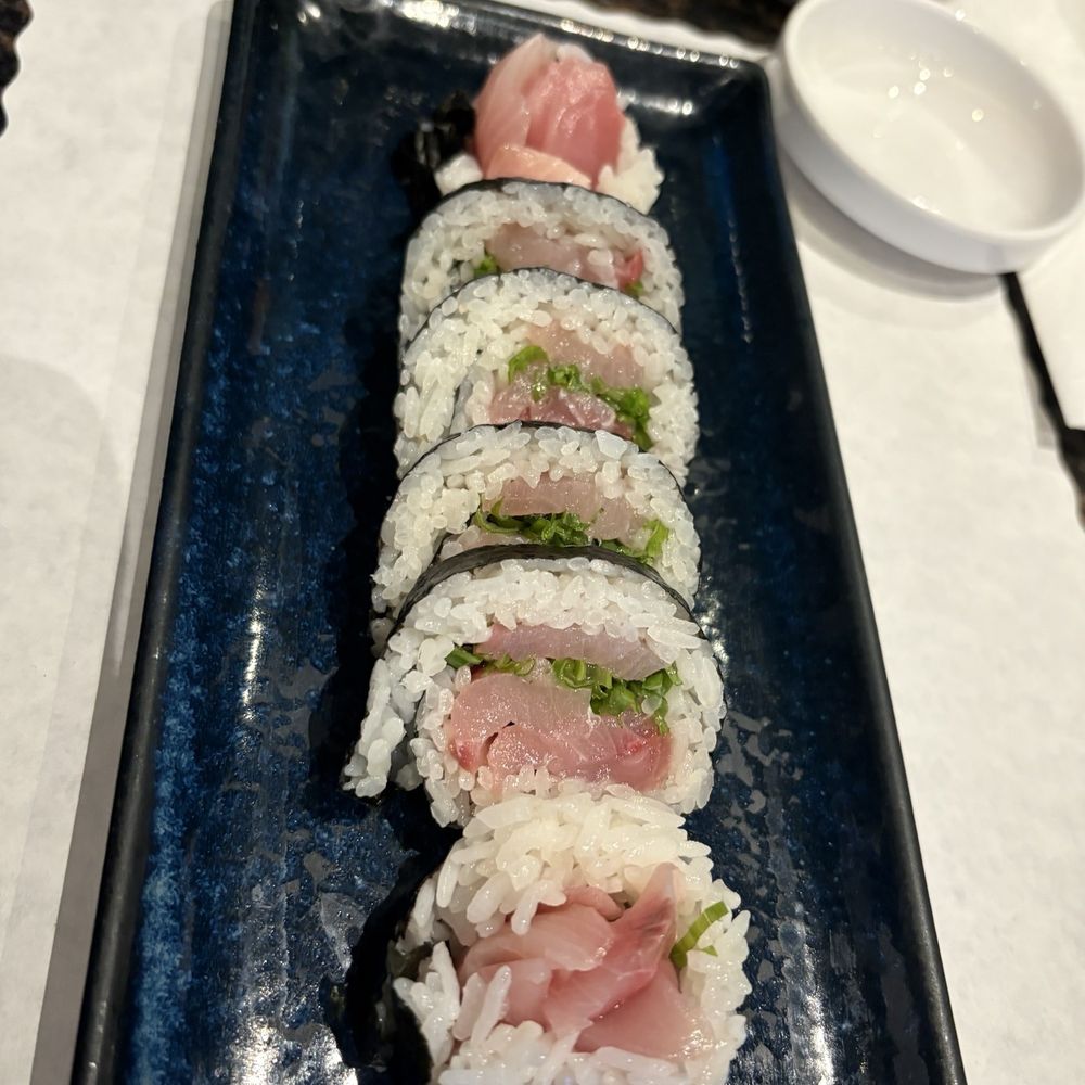 Sushi 661 - Yellowtail - Sushi Bars Near Me - Santa Clarita, California