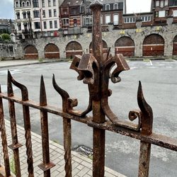 Gare de Verviers-Central - Bahnhofsvorplatz  Verviers, dem Zerfall überlassen