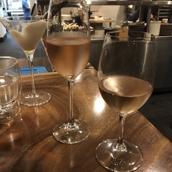 Senia - The beginning of wine pairings after I finished my cocktail - Cocktail Bars Near Me - Honolulu, Hawaii