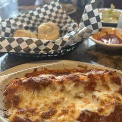 Napoli's - Lunch special lasagna
