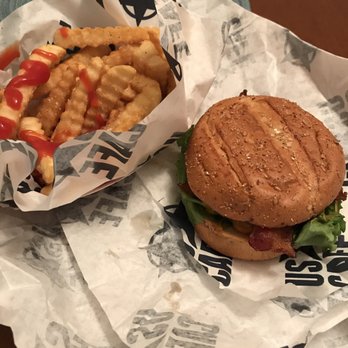 US Cafe - Burgers Near Me - Smyrna, Georgia