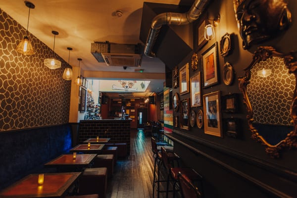 Apples & Pears Cocktail Bar by null