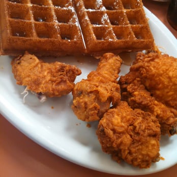 Hungry Fox - Fried chicken and waffles! - Breakfast & Brunch Near Me - North Hollywood, California