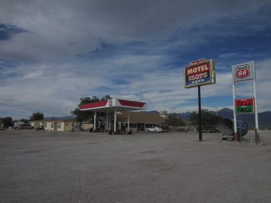 Border Inn Casino by null