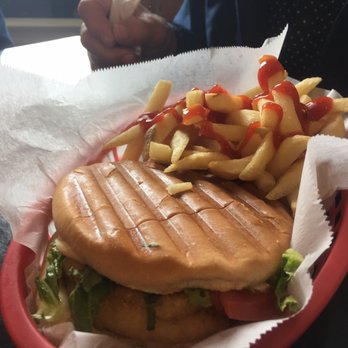 Yum's Cafe - American Near Me - Grand Isle, Louisiana Yum's Cafe - American Near Me - Grand Isle, Louisiana