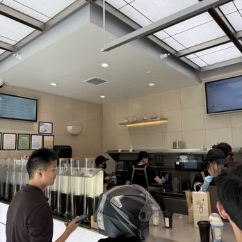 Heytea - Inside - Bubble Tea Near Me - San Francisco, California