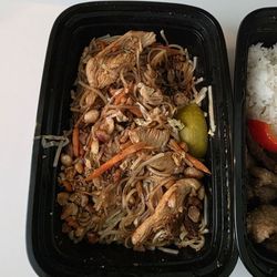 Pad Thai with chicken add on