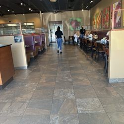 Keke's Breakfast Cafe - Entry look