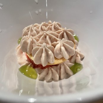 Miro Kaimuki - The dessert course: azuki, strawberry, elderflower - Asian Fusion Near Me - Honolulu, Hawaii Miro Kaimuki - The dessert course: azuki, strawberry, elderflower - Asian Fusion Near Me - Honolulu, Hawaii