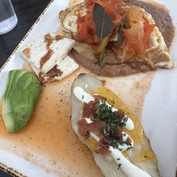 Madres Brunch - Huevos rancheros - Breakfast & Brunch Near Me - Whittier, California Madres Brunch - Huevos rancheros - Breakfast & Brunch Near Me - Whittier, California