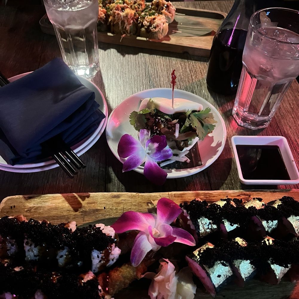 BITES Asian Kitchen + Bar - Ebi Katsu Maki 24K Maki (GF) and Roast Duck Bun - Japanese Near Me - Chicago, Illinois BITES Asian Kitchen + Bar - Ebi Katsu Maki 24K Maki (GF) and Roast Duck Bun - Japanese Near Me - Chicago, Illinois