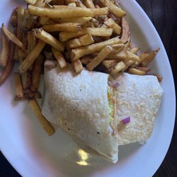 Scotts Family Restaurant - Buffalo Wrap with fries