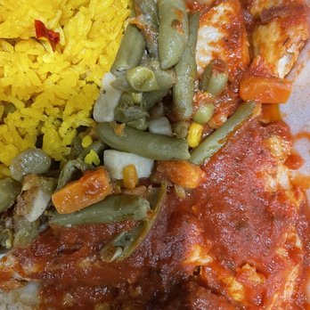 La Teresita Restaurant - Sunday Special Fish with canned vegetables and canned spaghetti sauce - Cuban Near Me - Pinellas Park, Florida La Teresita Restaurant - Sunday Special Fish with canned vegetables and canned spaghetti sauce - Cuban Near Me - Pinellas Park, Florida