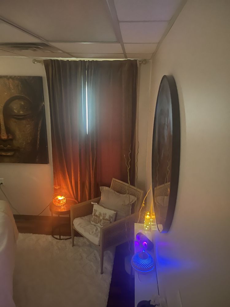 Latoya's Healing Hands Image