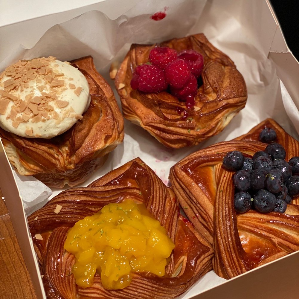 Le Beau - Patisserie/Cake Shop Near Me - Toronto, Ontario