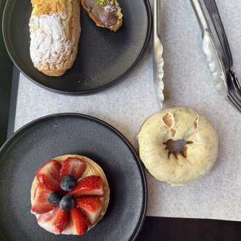 Bakerland Cafe - Pastries - Cafes Near Me - Sugar Land, Texas