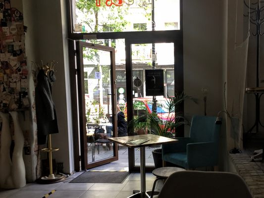 Paręosób Gallery Cafe by null