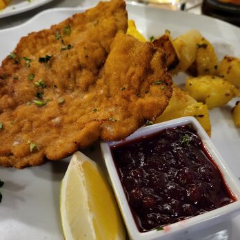Restaurant Bauernstube - Wienerschnitzel aus Schwein - Restaurants Near Me - Lermoos, 7 Restaurant Bauernstube - Wienerschnitzel aus Schwein - Restaurants Near Me - Lermoos, 7