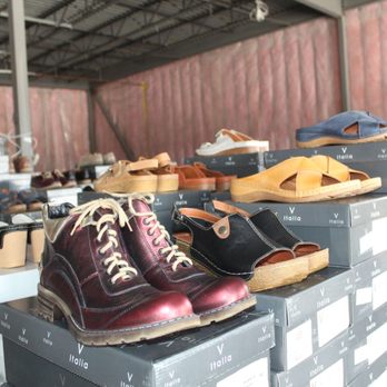 ShoeZam - Shoe Stores Near Me - Mandan, North Dakota