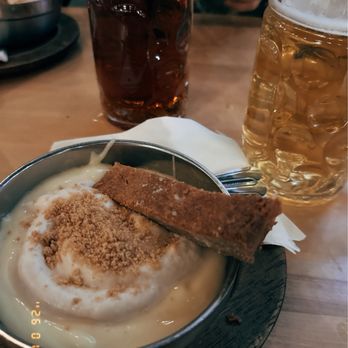 Batch Brewing Company - Banana pudding - New American Near Me - Detroit, Michigan Batch Brewing Company - Banana pudding - New American Near Me - Detroit, Michigan