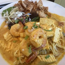 Yellow Curry Noodle Soup Yellow Curry Noodle Soup