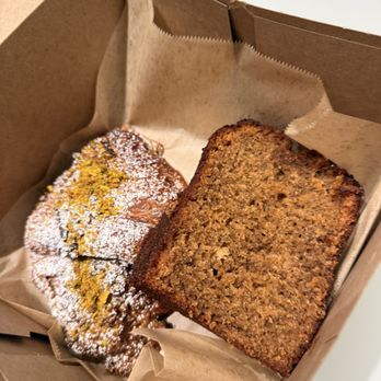Petitgrain Boulangerie - Banana Bread and Pistachio Lemmon croissant. - Bakeries Near Me - Santa Monica, California Petitgrain Boulangerie - Banana Bread and Pistachio Lemmon croissant. - Bakeries Near Me - Santa Monica, California