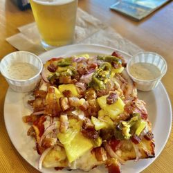 Hillsboro Saturday Farmers' Market - Downtown - Tried Ranch Pizza while at the market. Best Hawaiian I've ever had.