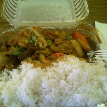 Thai Basil Cuisine - Pad See-ew Chicken - Thai Near Me - Berkeley, California