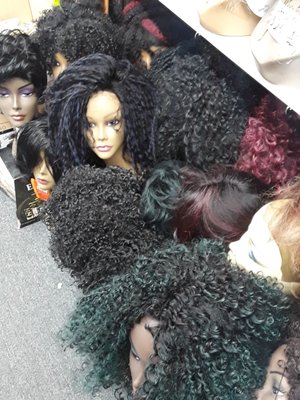 Lana Beauty Supply by null
