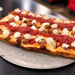 Via 313 Pizza - Ambassador Bridge LG