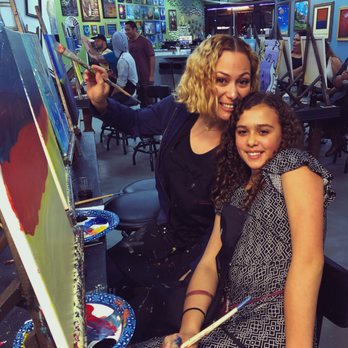 Memo's Canvas - Mom and Daughter - Paint & Sip Near Me - Montclair, California