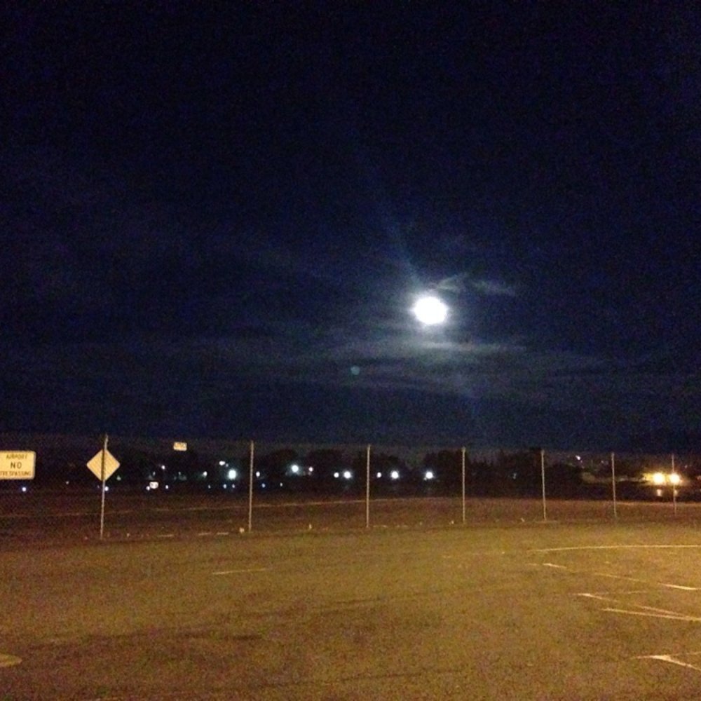 Buchanan Field Airport - Super-Moon - Airports Near Me - Concord, California