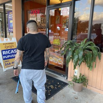 Pupuseria Lucy's - Entrance - Latin American Near Me - Webster, Texas