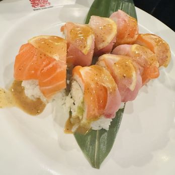 Tokyo Sushi Loha - Lemon Roll - Sushi Bars Near Me - San Diego, California Tokyo Sushi Loha - Lemon Roll - Sushi Bars Near Me - San Diego, California