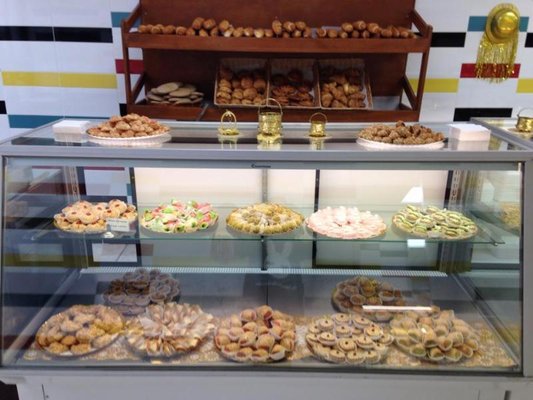 Boulangerie Patisserie Casablanca 26 Photos Bakeries 3840 Boul Notre Dame Laval Qc Canada Phone Number