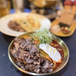 Kanari Restaurant & Bar - Beef Belly Tteokbokki