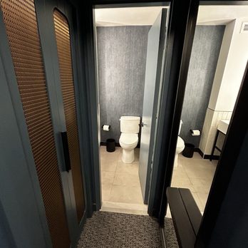 Kimpton Hotel Theta - Hallway - Hotels Near Me - New York, New York Kimpton Hotel Theta - Hallway - Hotels Near Me - New York, New York